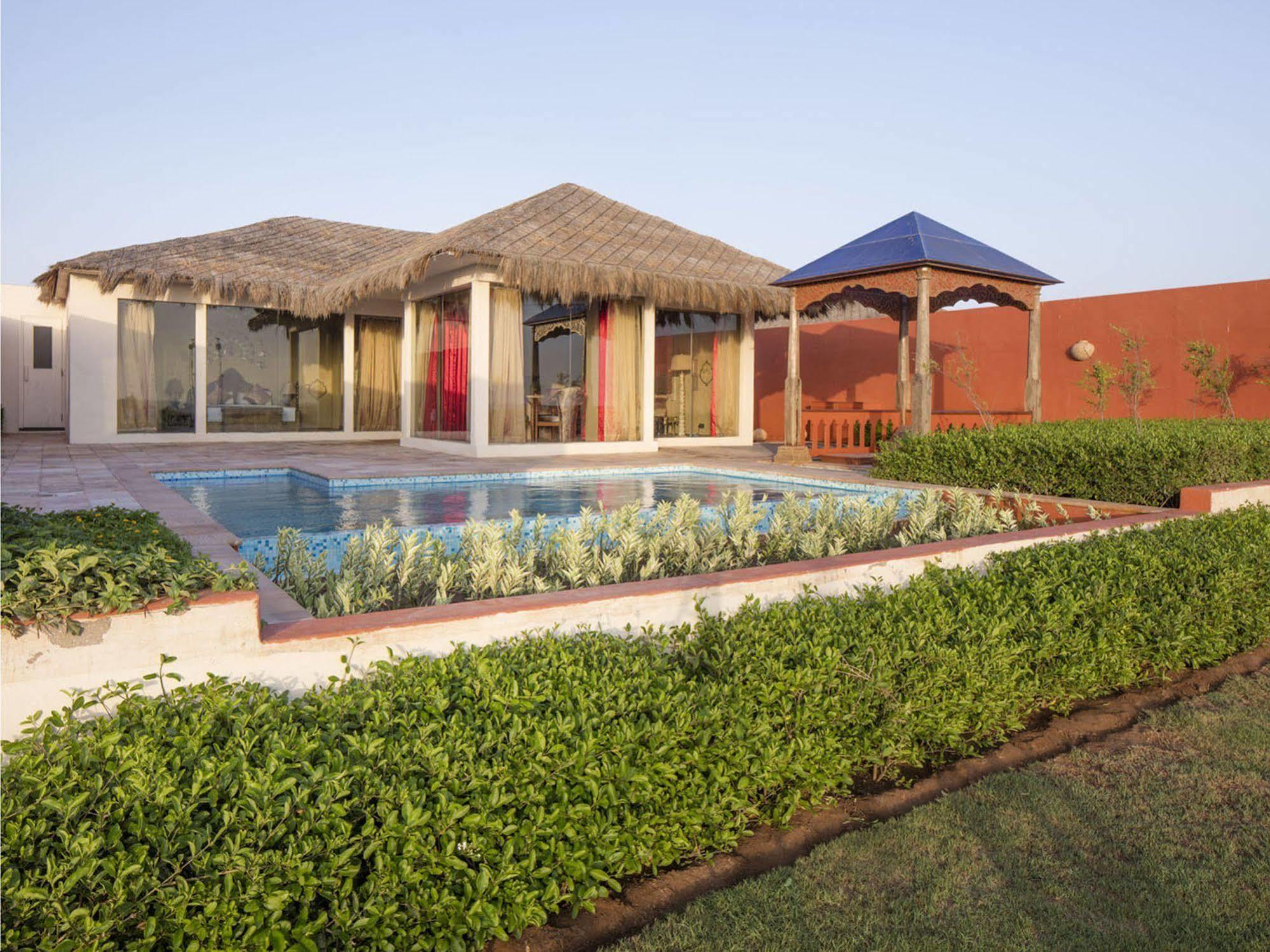 Serena Beach Resort Māndvi Zewnętrze zdjęcie