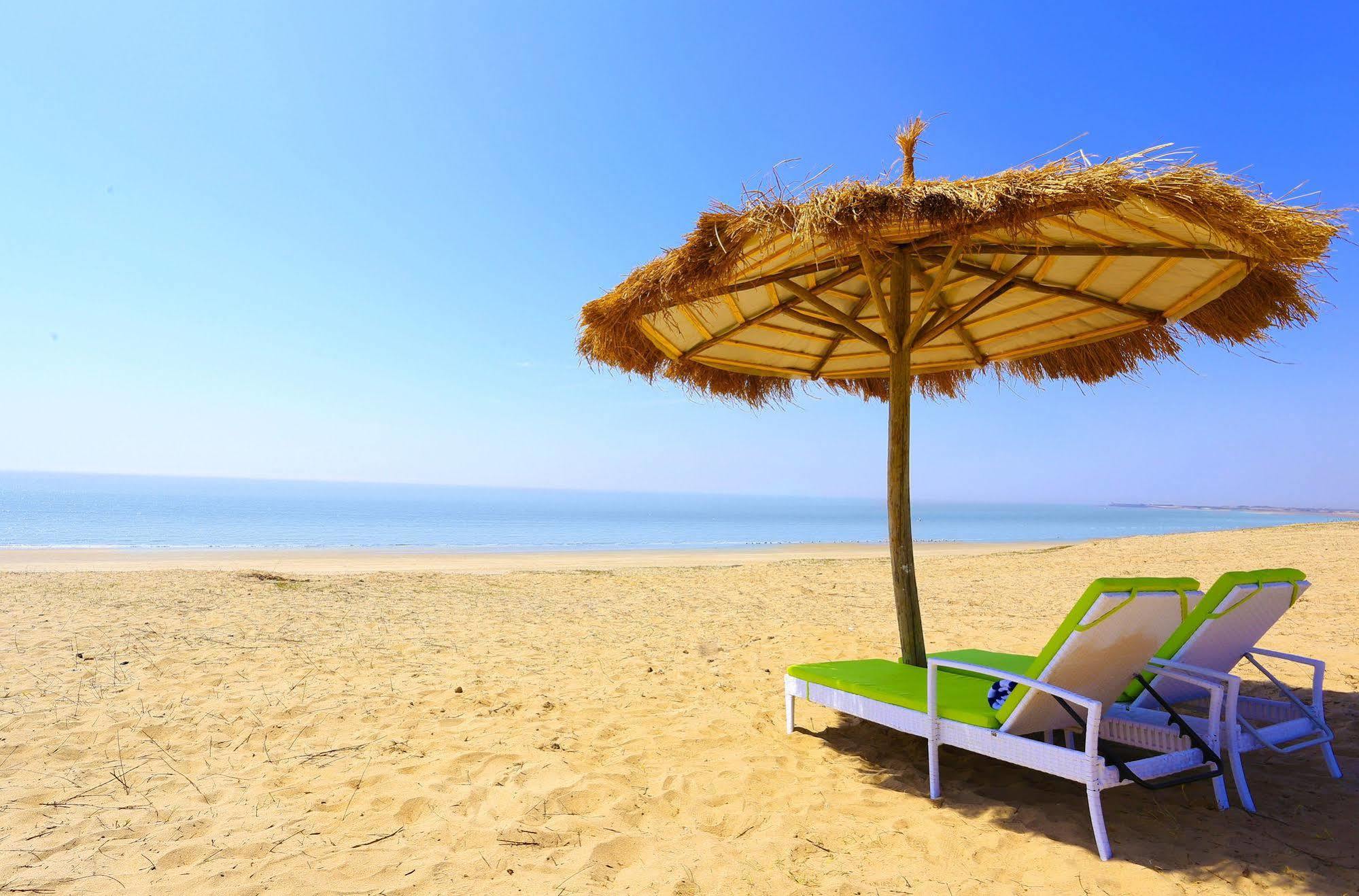 Serena Beach Resort Māndvi Zewnętrze zdjęcie
